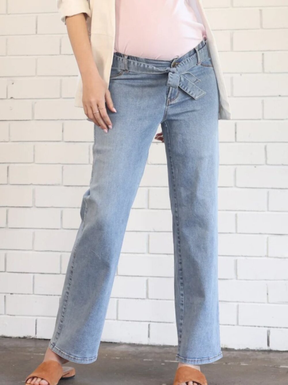 NWT Angel Maternity Wide Leg Maternity Jeans in Washed Blue Size M